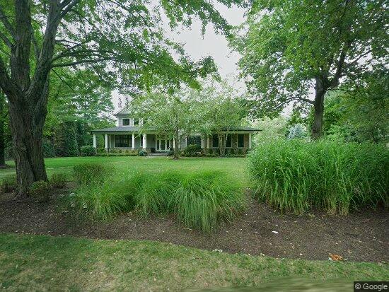 Zillow property image for 20 Camelot Dr, Livingston, NJ 07039